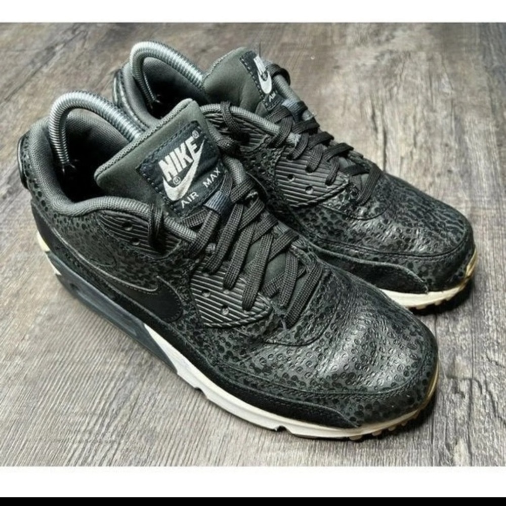 Rare Womens Nike Air Max 90